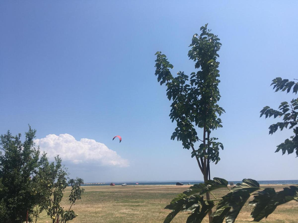 See To Sea Apartments Paralia Dionysiou Luaran gambar