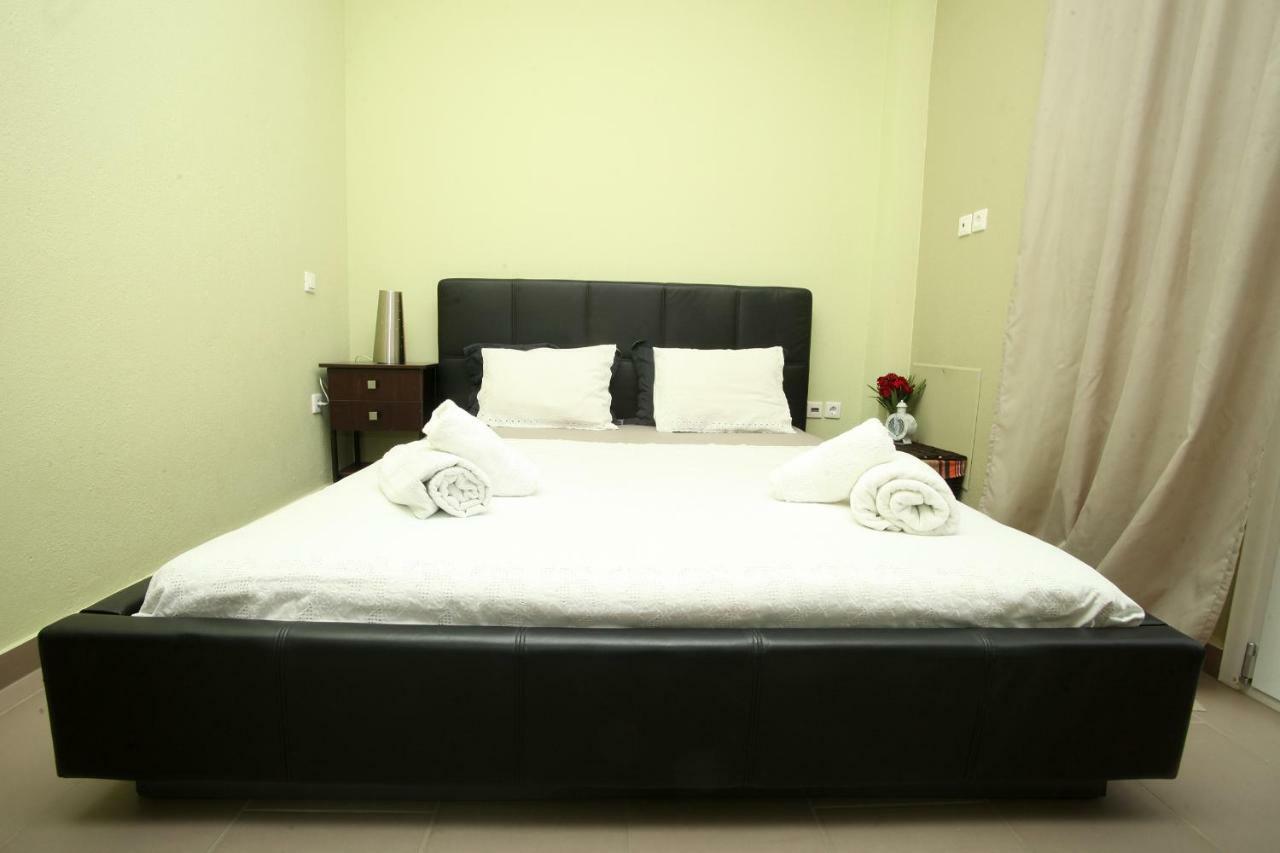See To Sea Apartments Paralia Dionysiou Luaran gambar