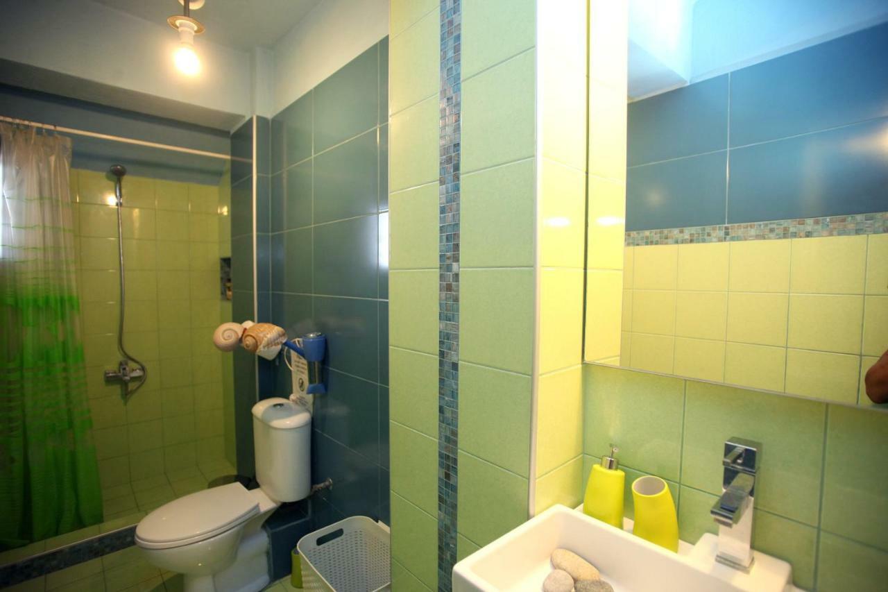 See To Sea Apartments Paralia Dionysiou Luaran gambar